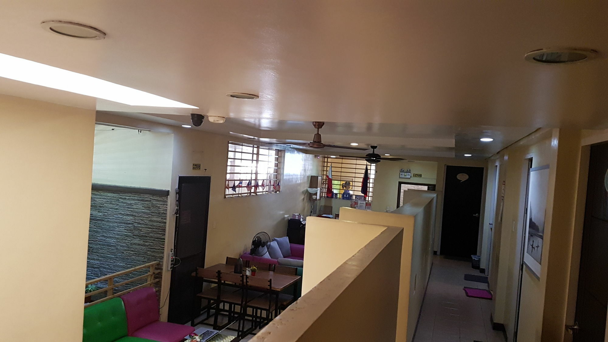 Crossroads Hostel Manila Mandaluyong Exteriér fotografie